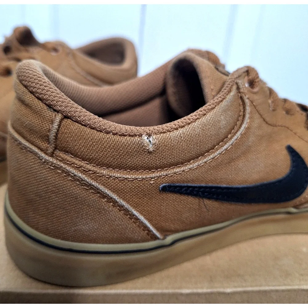 Nike sb chron